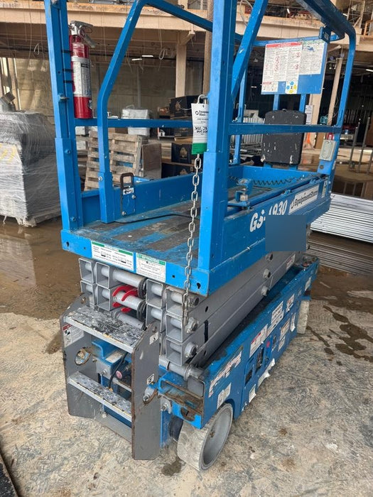 2019 Genie GS-1930 Fixed Rails with Chain Entry