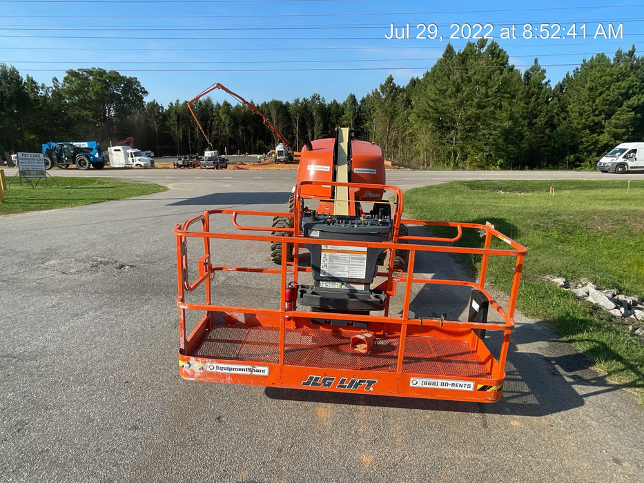 2021 JLG 400S