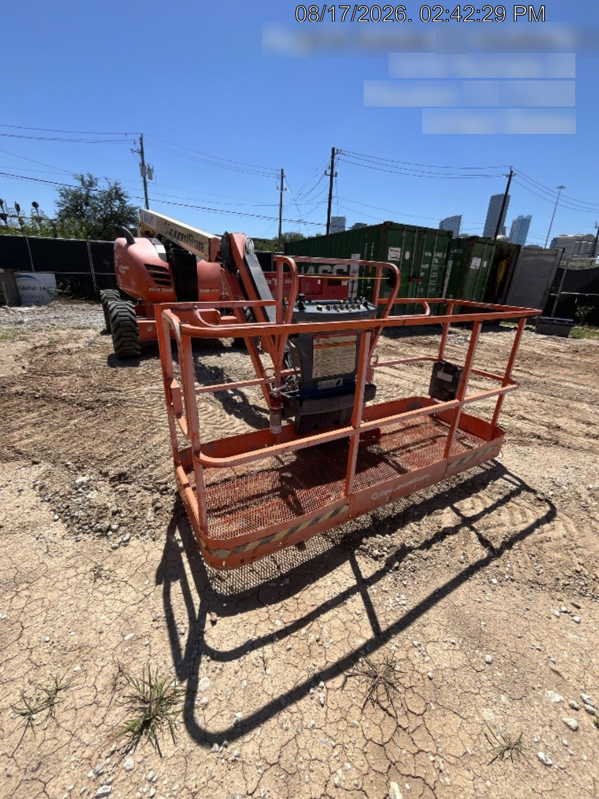 2023 JLG 600AJ