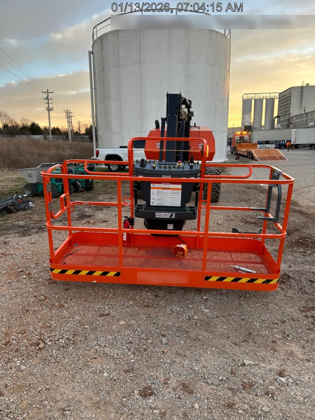 2025 JLG 800AJ