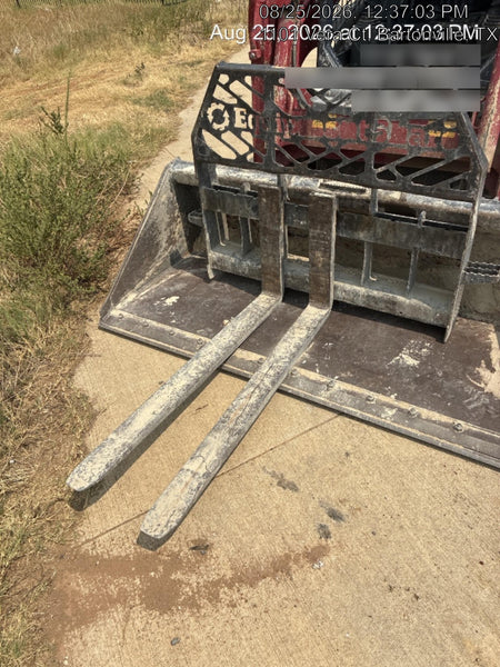 2022 PALADIN 48" Pallet Forks - Paladin