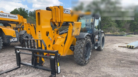 2025 JCB 512-56