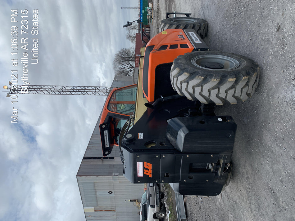 2021 JLG 1644