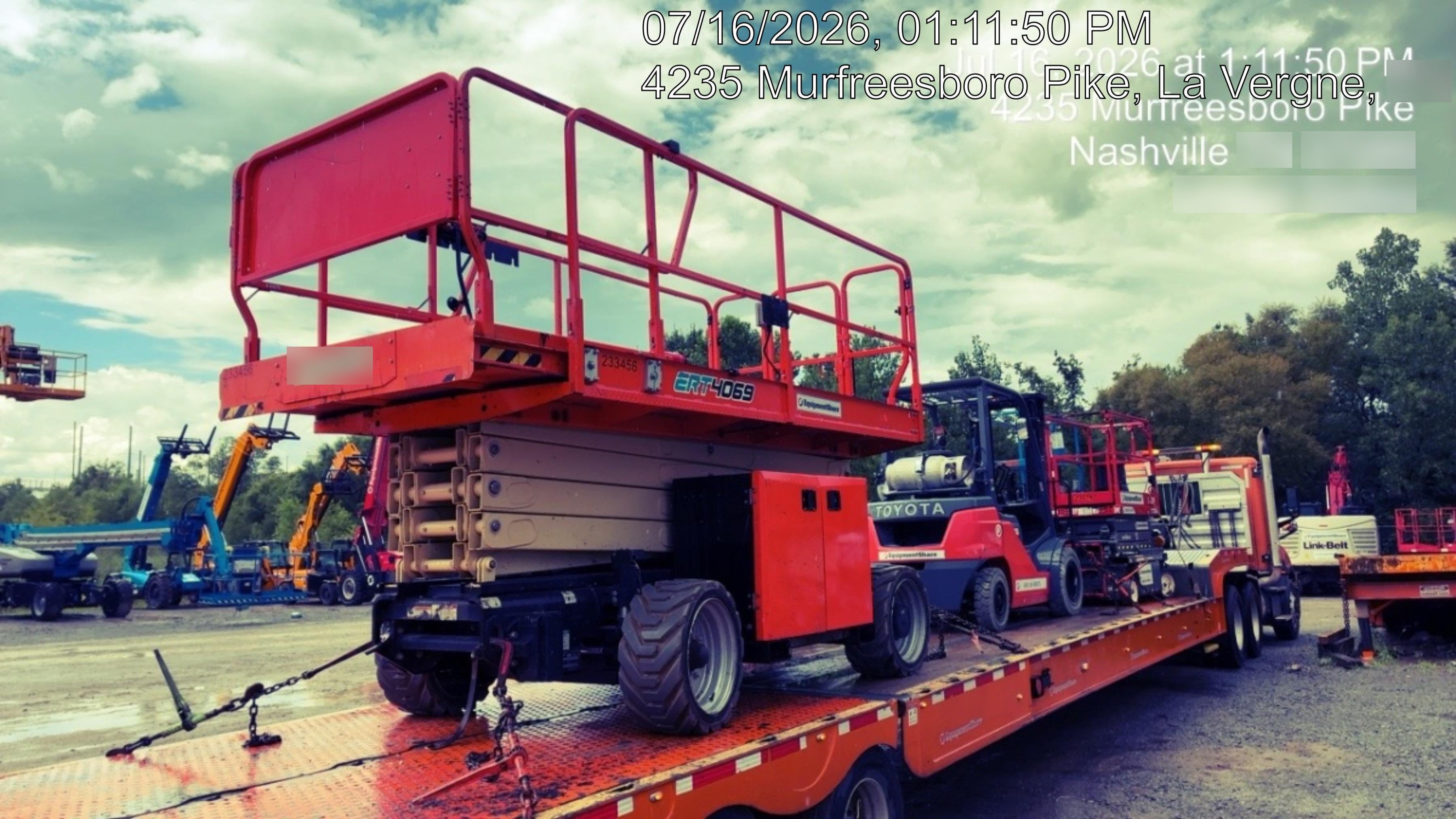 2022 JLG ERT4069
