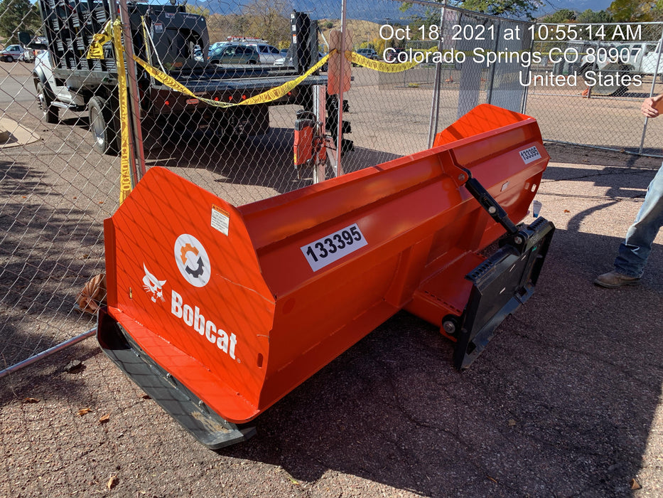 2021 BOBCAT Snow Pusher 120