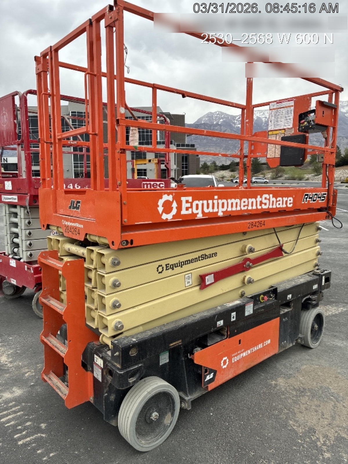 2022 JLG R4045