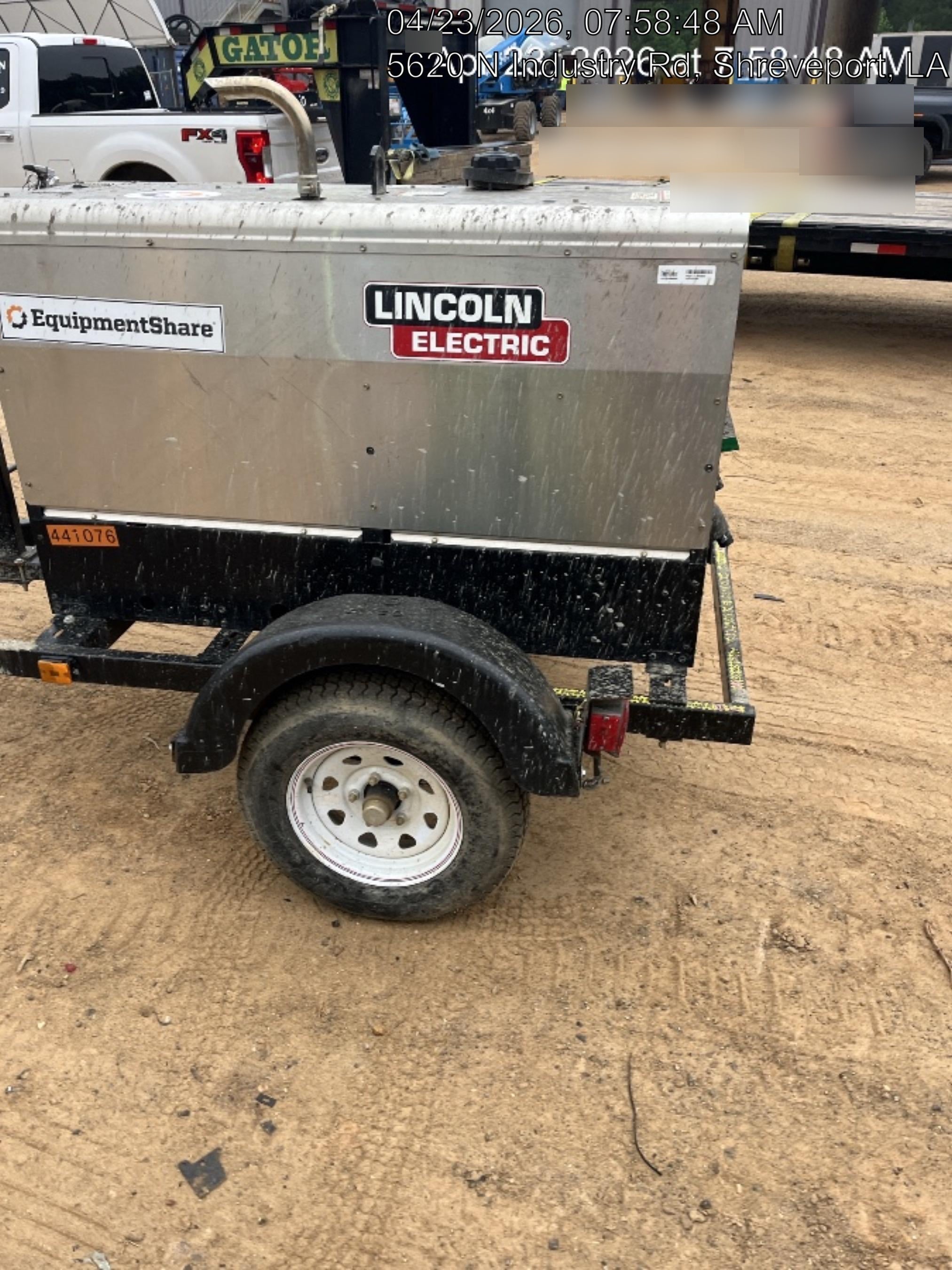 2024 Lincoln Electric LE400 Kubota V1505, Trlr, Cable Rack, Light Kit, ES Decals, T3