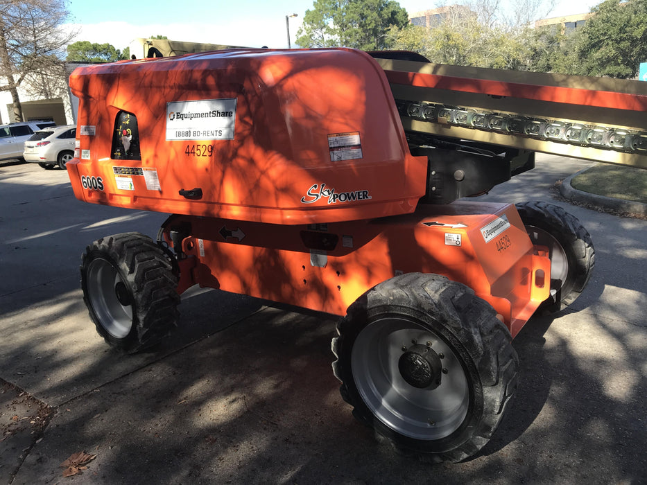 2019 JLG 600S 4WD