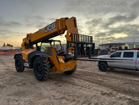 2023 JCB 510-56