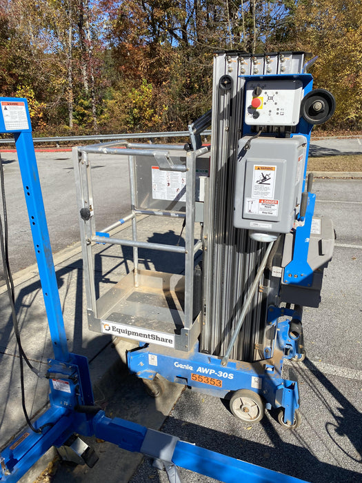 2019 GENIE AWP-30S