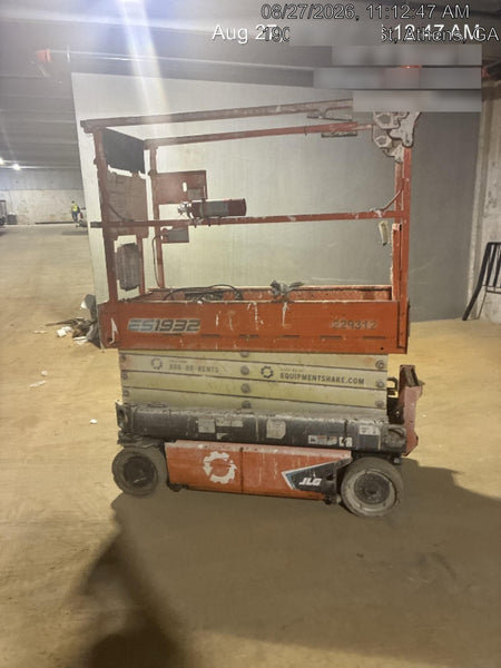 2022 JLG ES1932