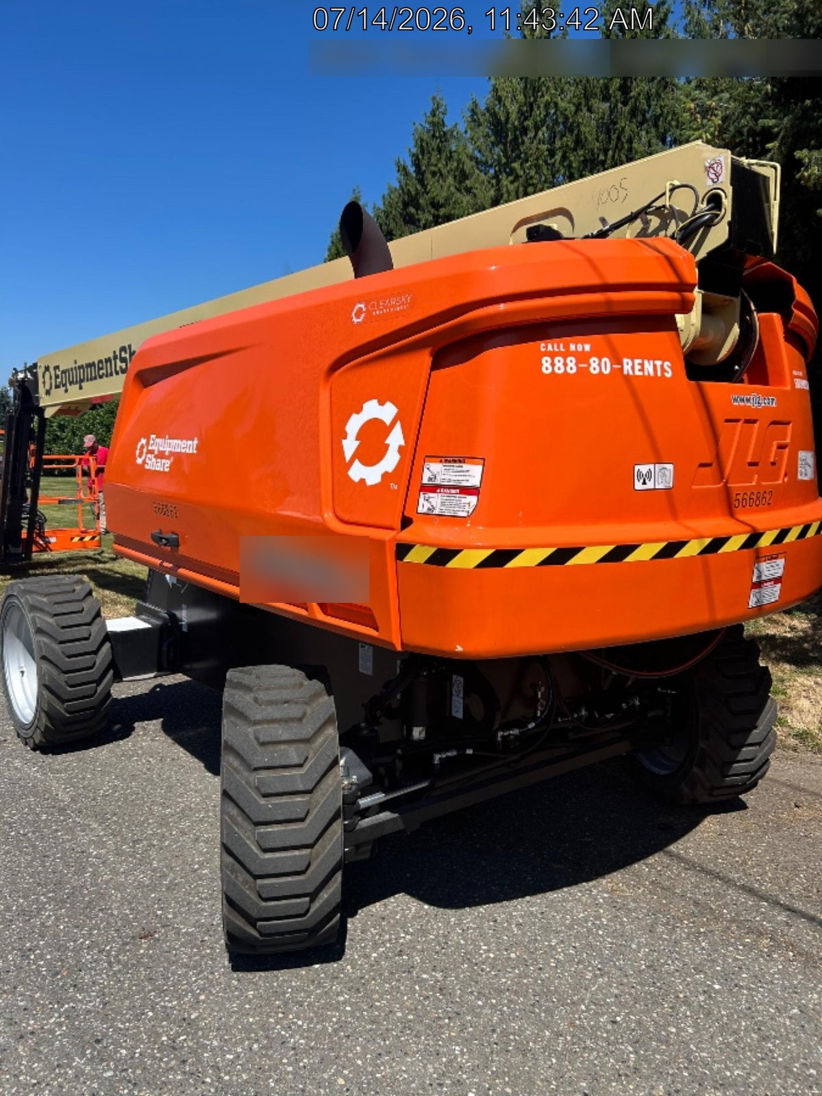 2025 JLG 660SJ