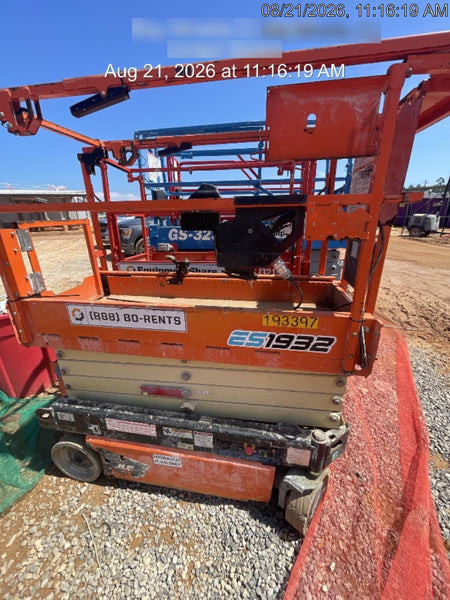 2021 JLG ES1932