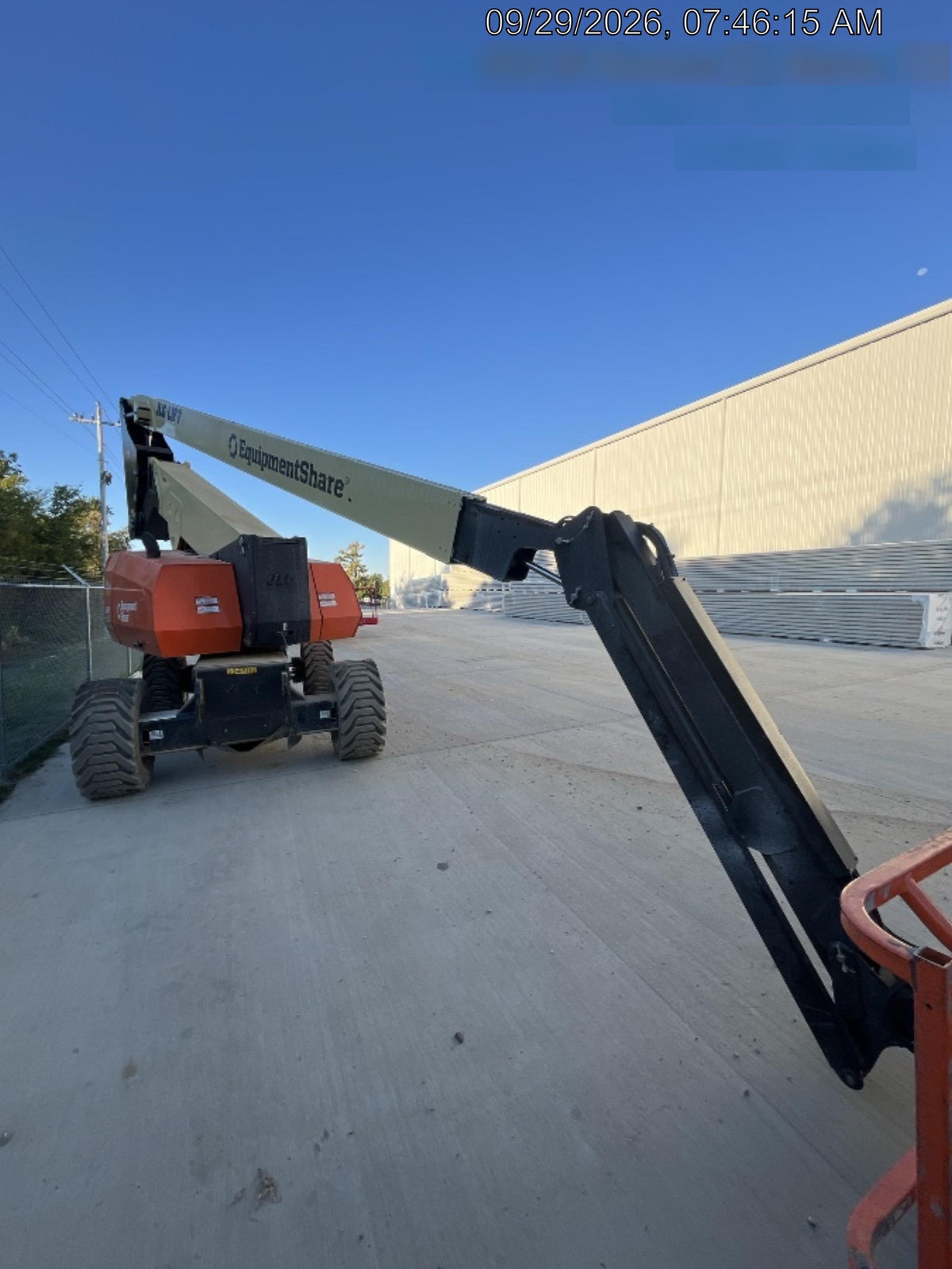 2025 JLG 800AJ