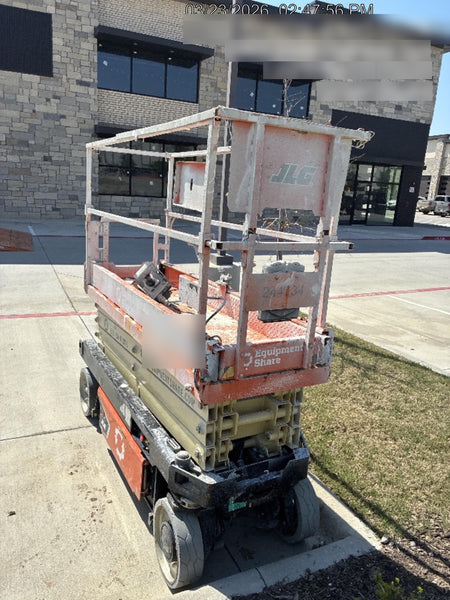 2022 JLG ES2632