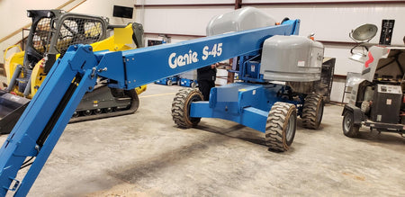 2018 GENIE S-45
