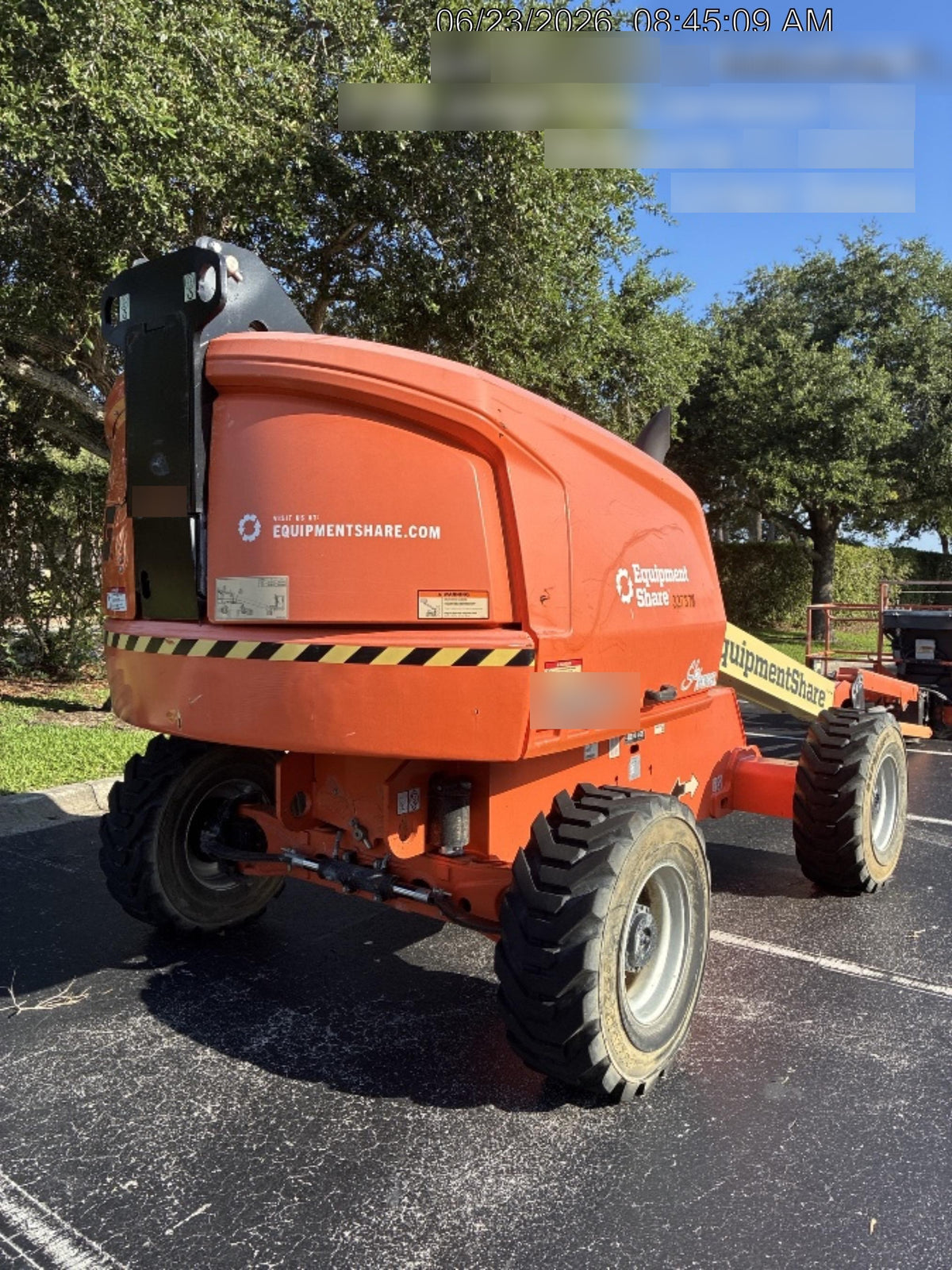 2023 JLG 460SJ
