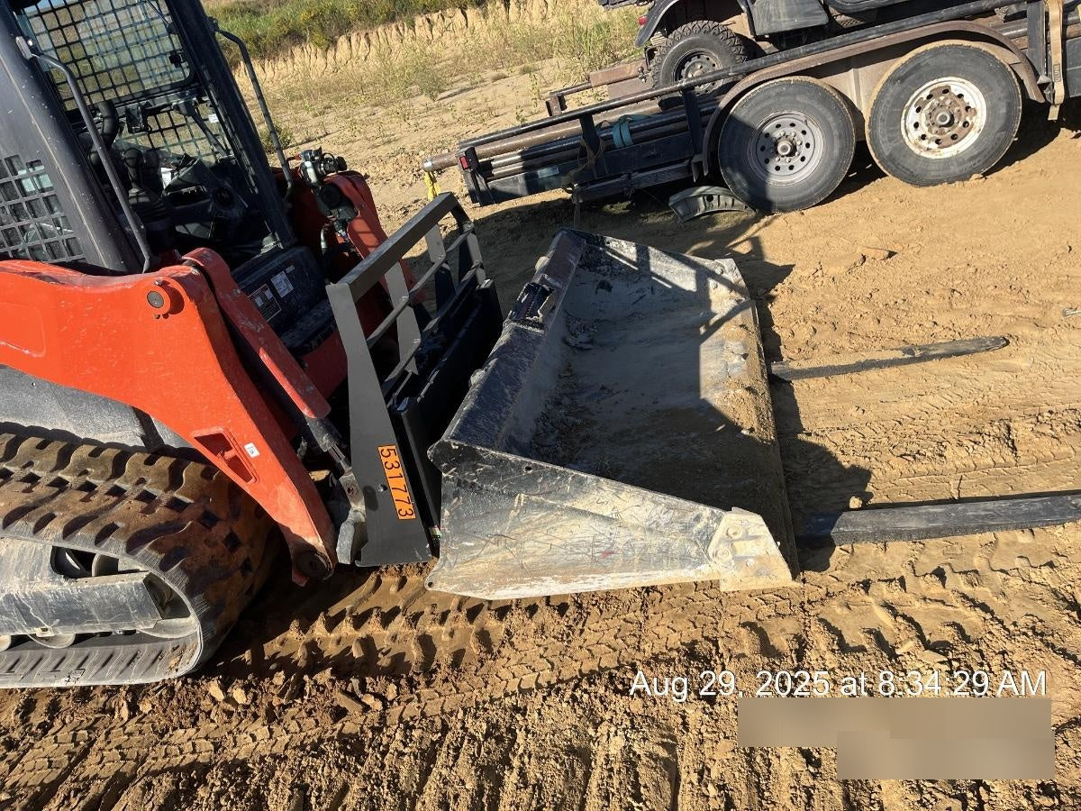2025 ARROW MATERIAL HANDLING F5100CB - 72"
