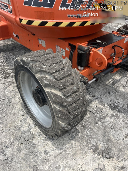 2022 JLG 600AJ