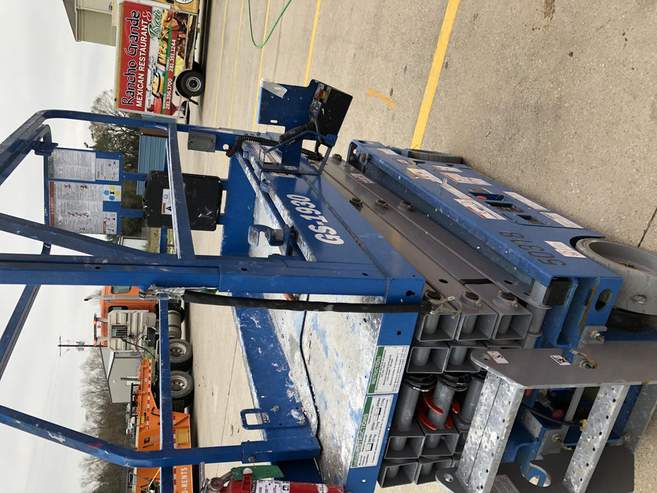 2019 Genie GS-1930 Fixed Rails with Chain Entry