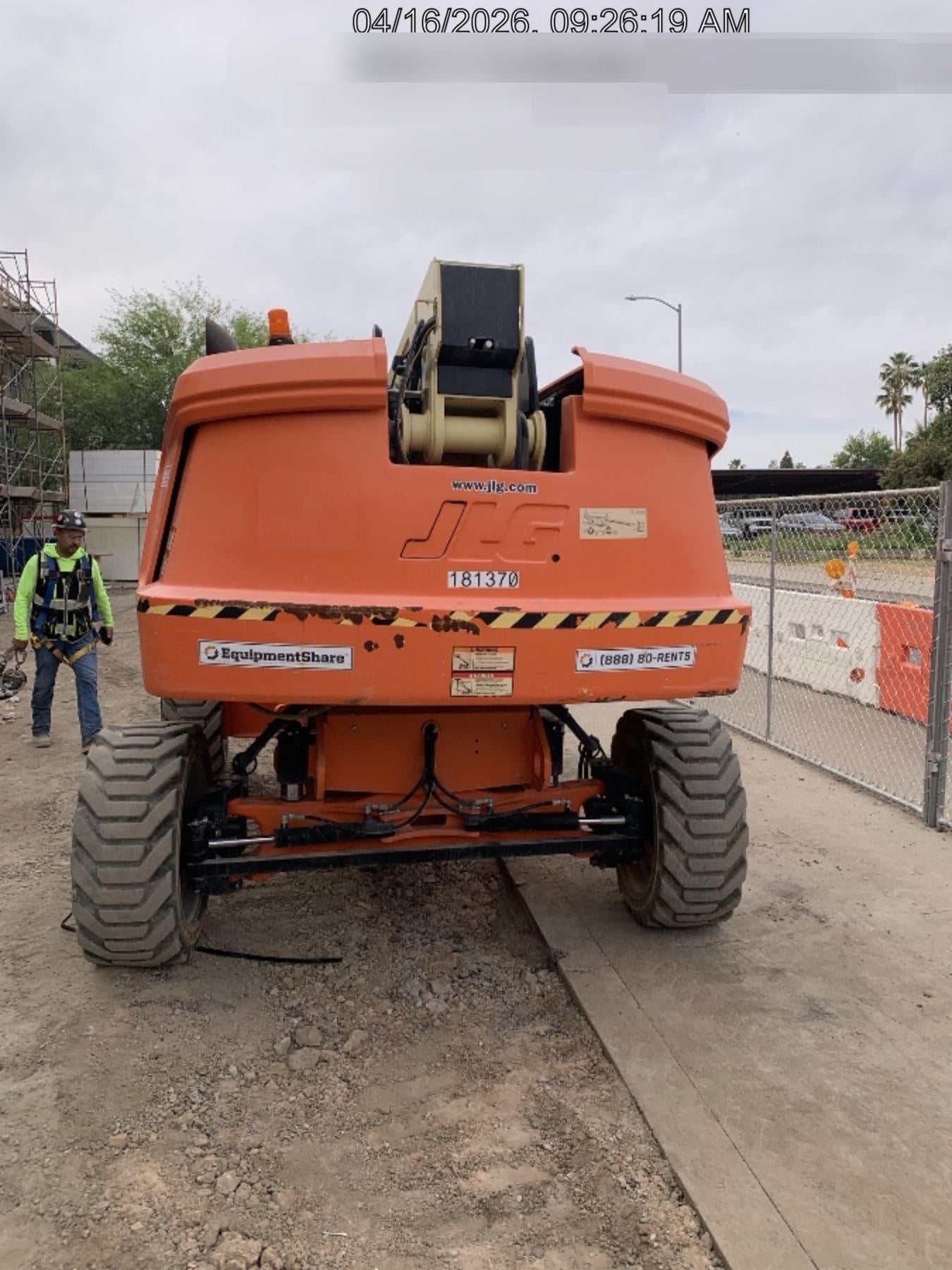 2021 JLG 600S