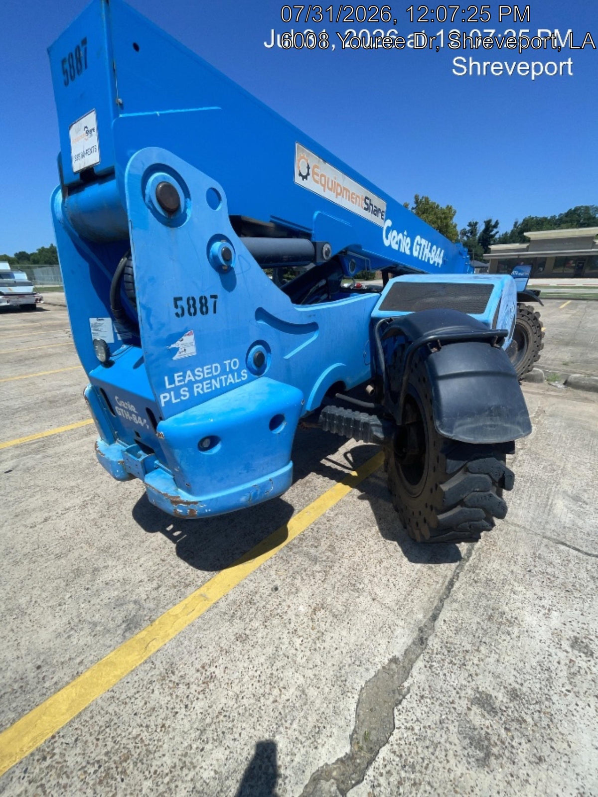 2017 Genie GTH-844 Genie GTH-844, Solid Tires, 60" carriage/forks, Open ROPS, Work Lights