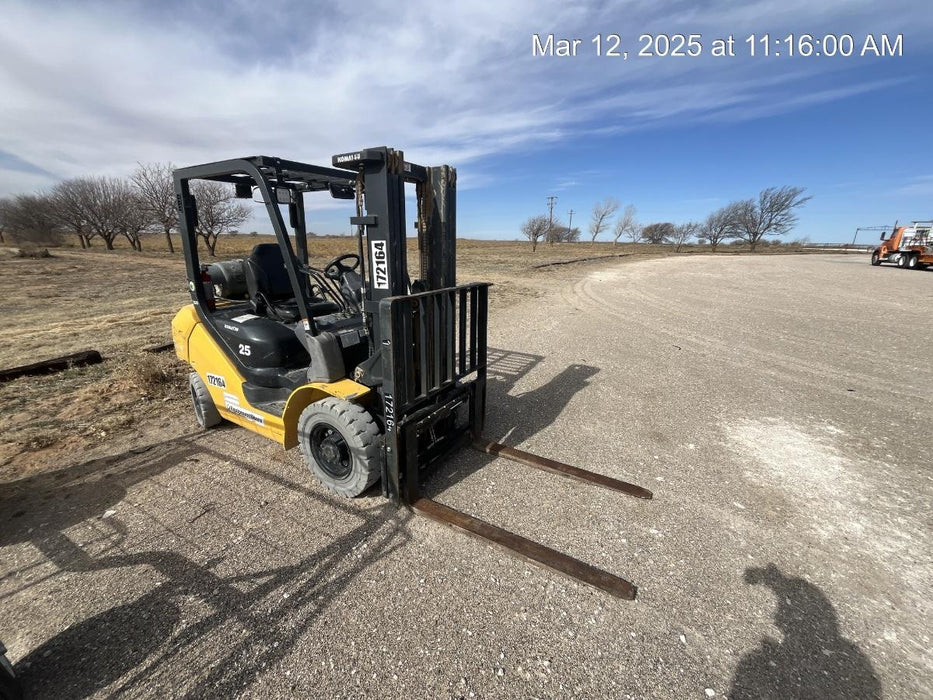 2021 KOMATSU FG25T-16