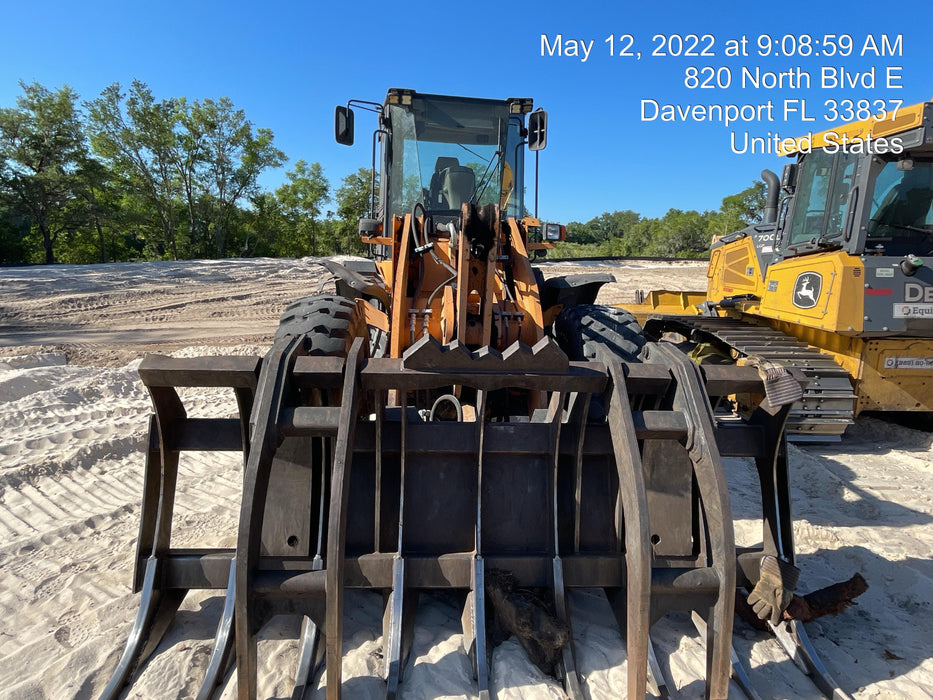 2016 Case 721F CLOSED CAB, JRB 416 STYLE HYD COUPLER