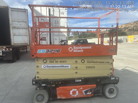 2022 JLG ES3246
