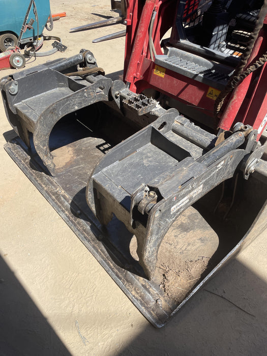 2021 PALADIN UTILITY GRAPPLE 11876-0022