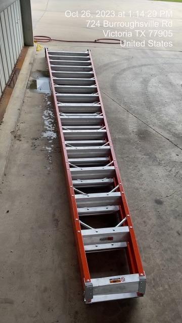 2023 LOUISVILLE LADDER FM1400HD