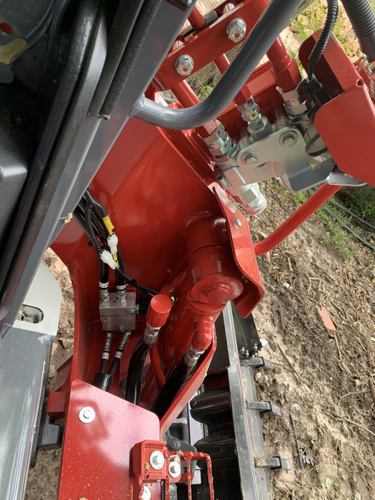 2021 TAKEUCHI TL10V2-CR