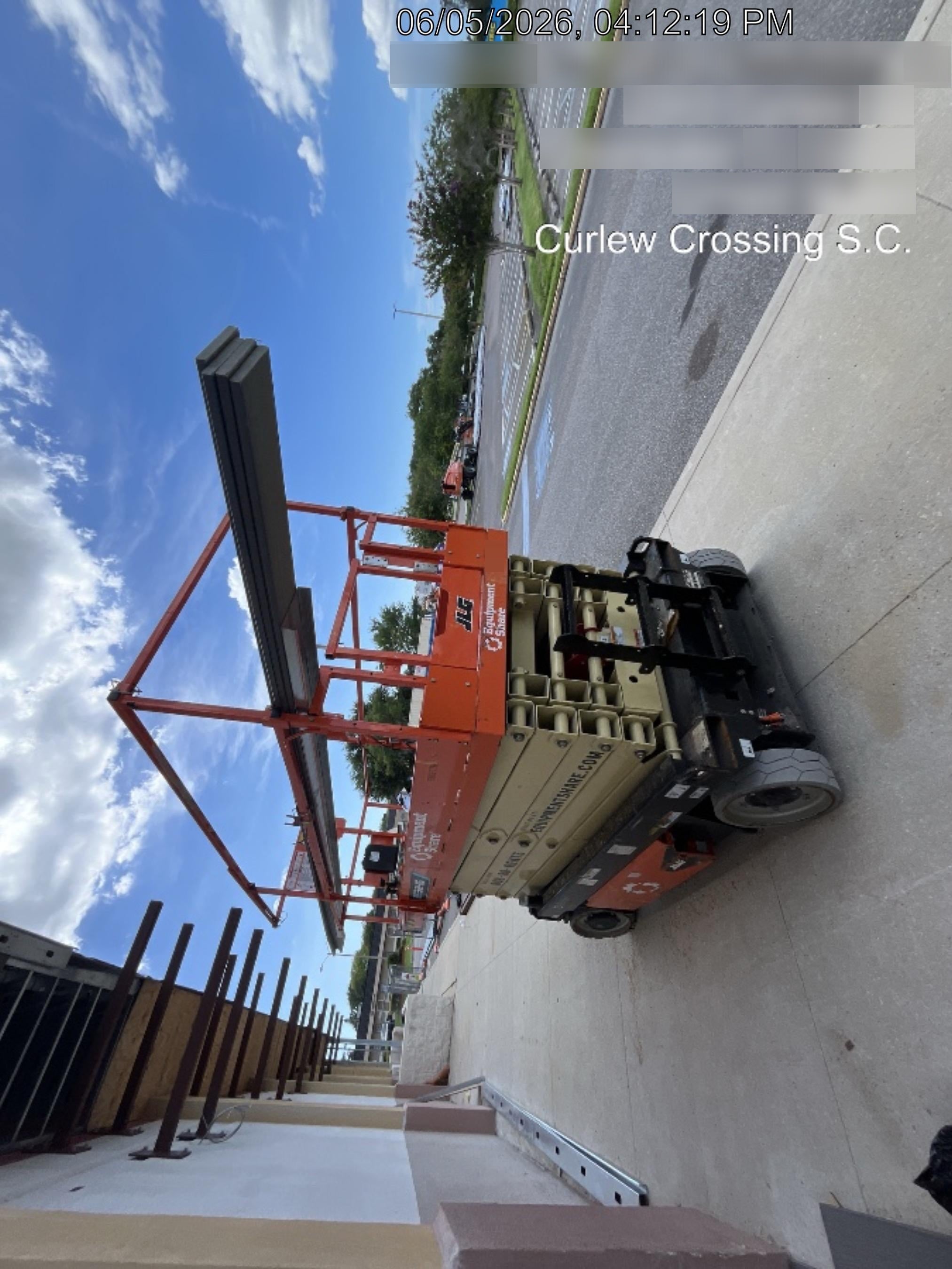2025 JLG ES3246