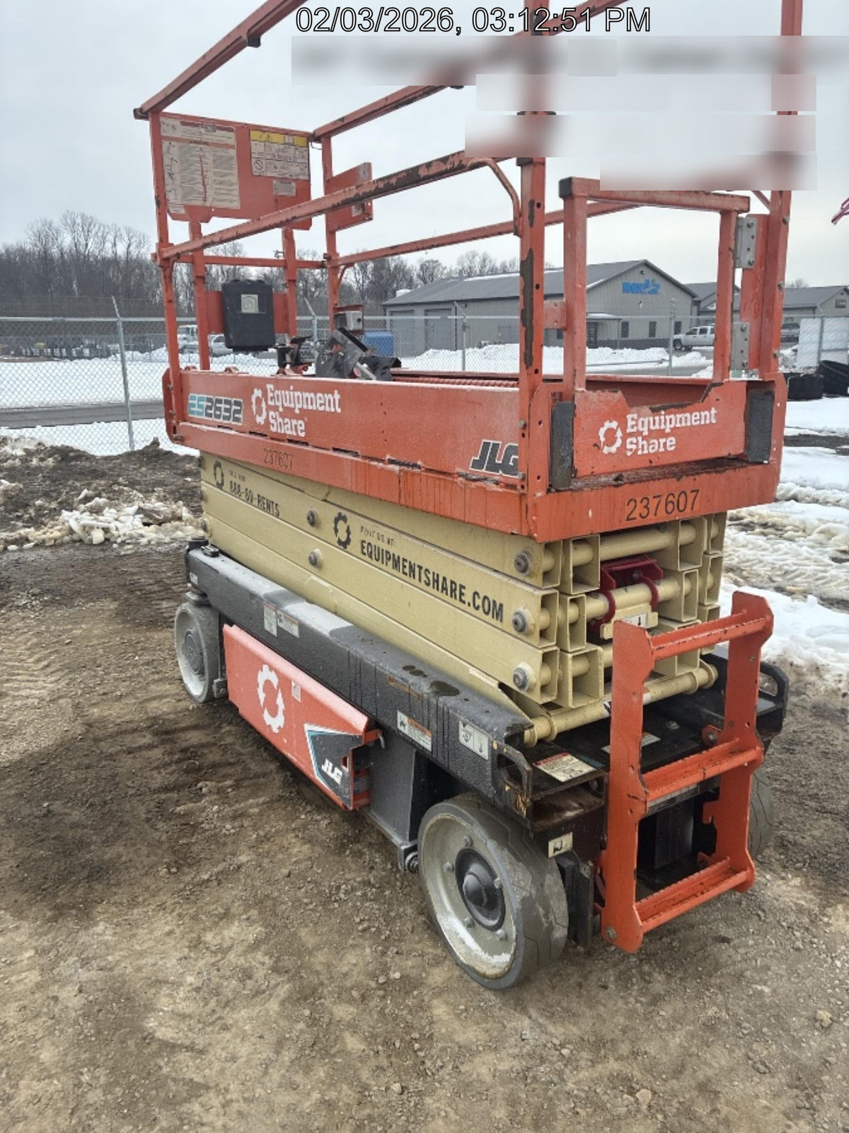 2022 JLG ES2632