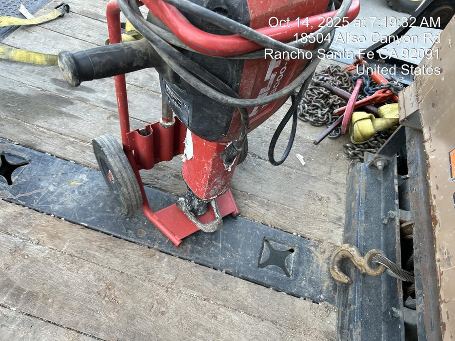 2021 HILTI TE 3000-AVR