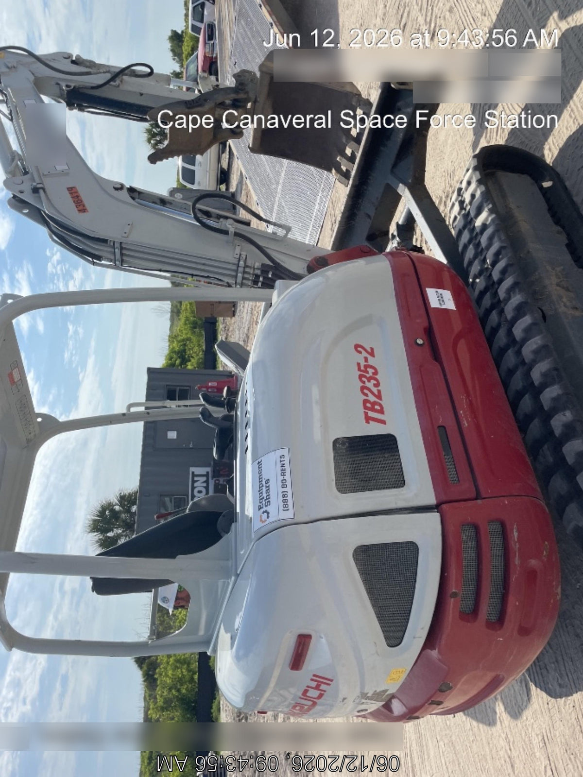 2024 TAKEUCHI TB235-2R