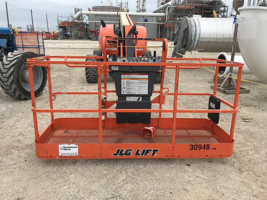 2019 JLG 600AJ