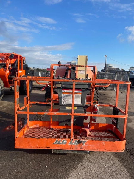 2019 JLG 450AJ