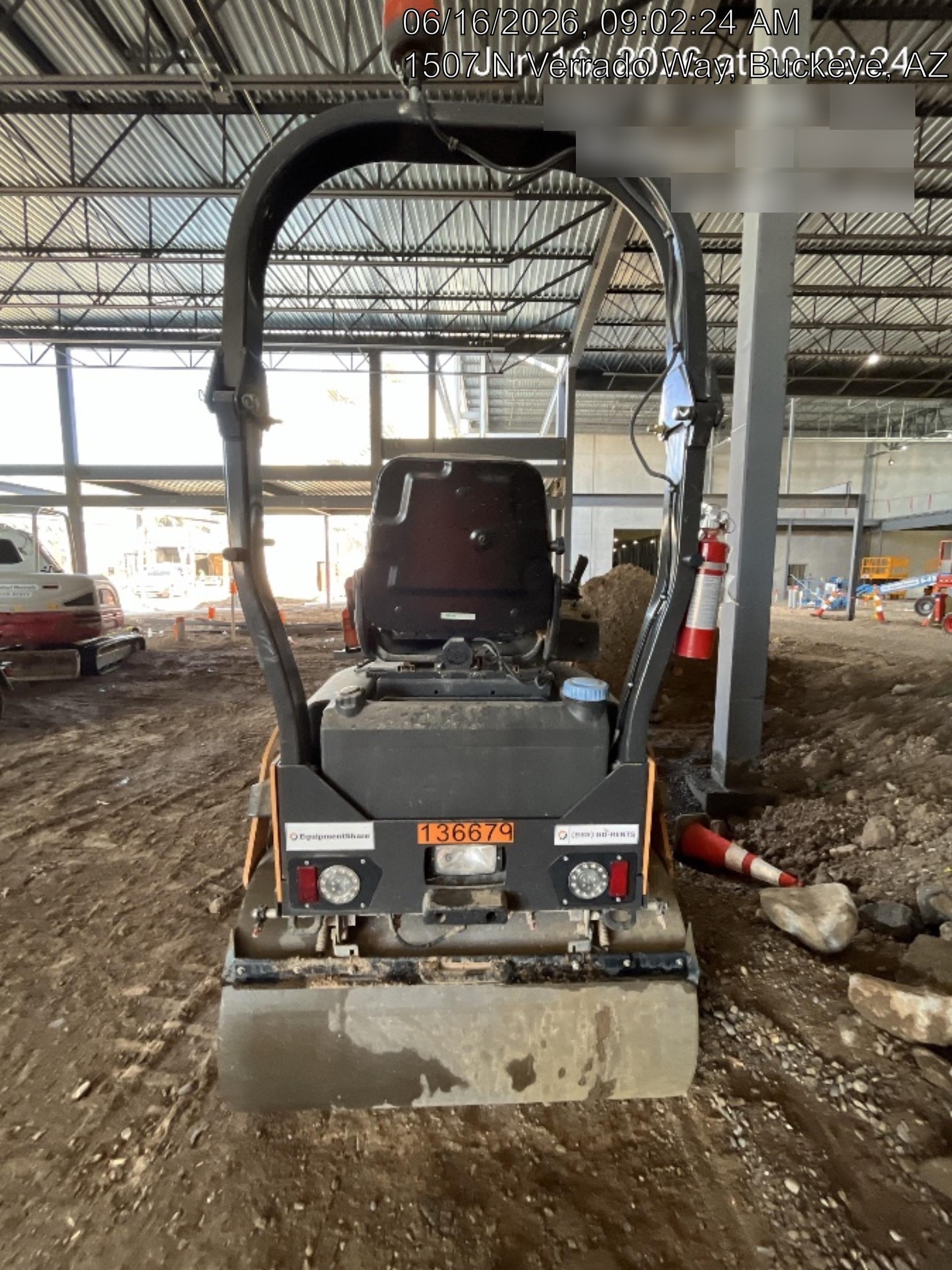 2021 CASE DV26E
