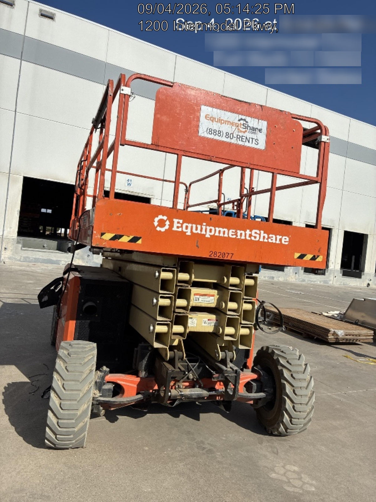 2022 JLG RT4394