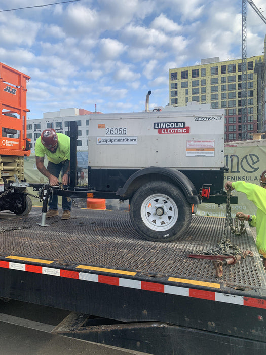 2019 Lincoln Electric Vantage 322 Lincoln Vantage 322 Welder w/Trailer, Light Kit, Cable Rack