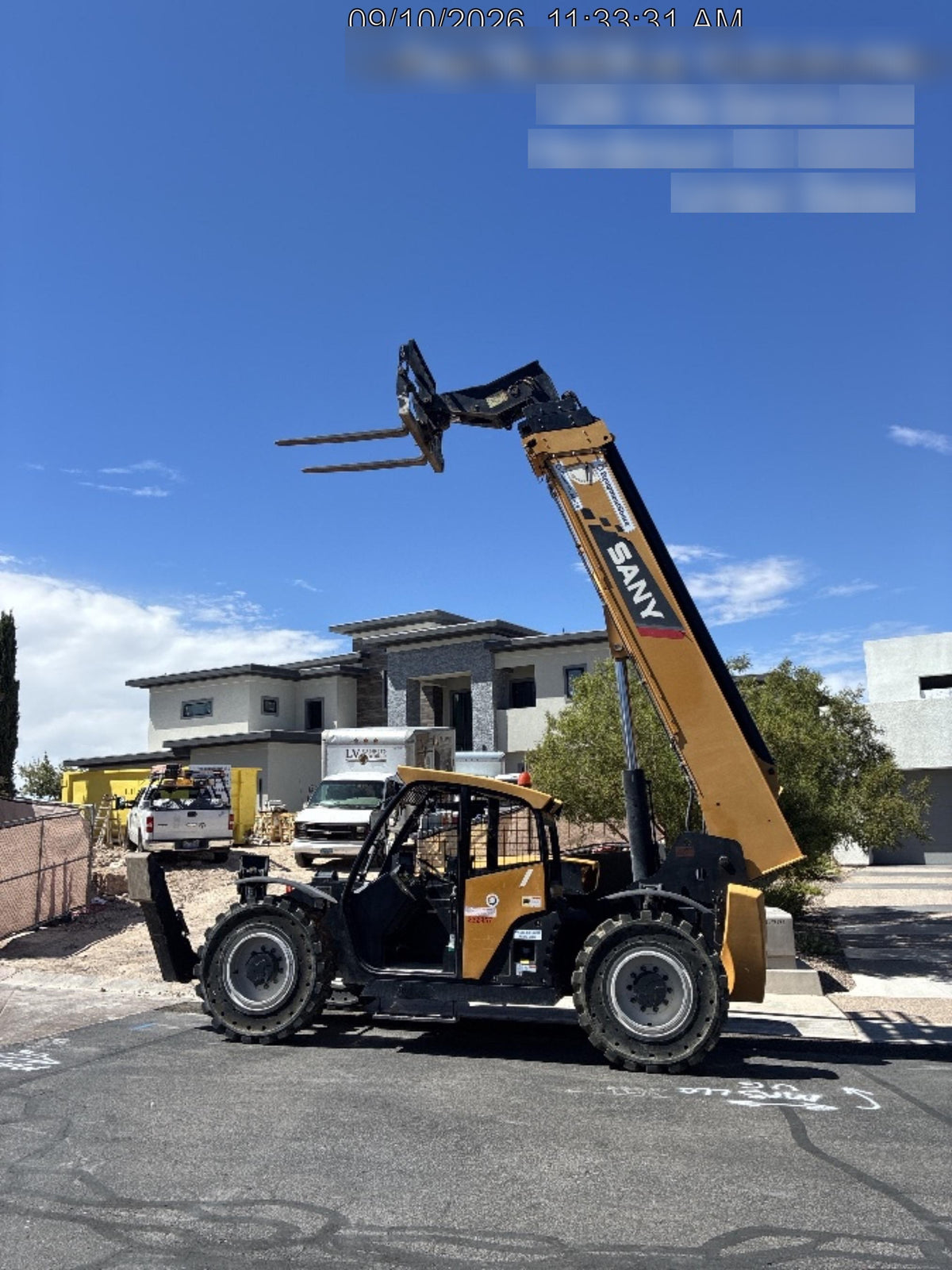 2022 SANY STH1056
