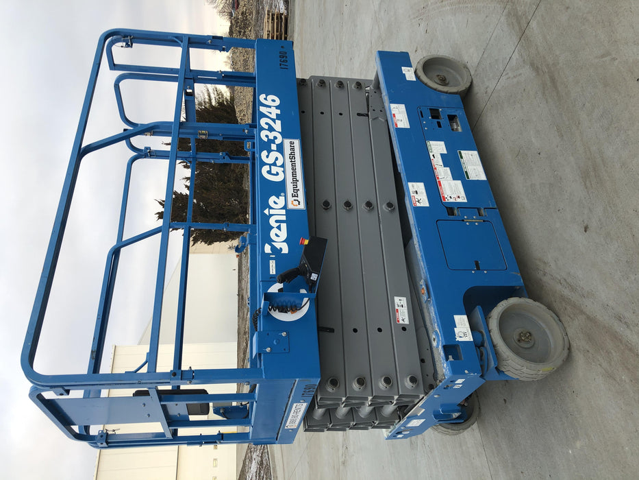 2018 Genie GS-3246 GS-3246 w/Folding rails, Full height swing gate