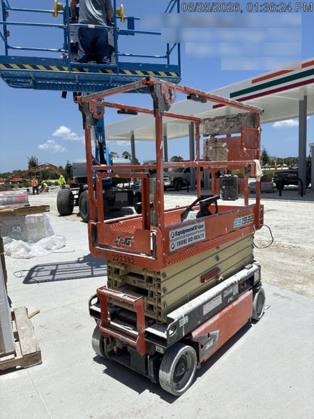 2022 JLG ES1932
