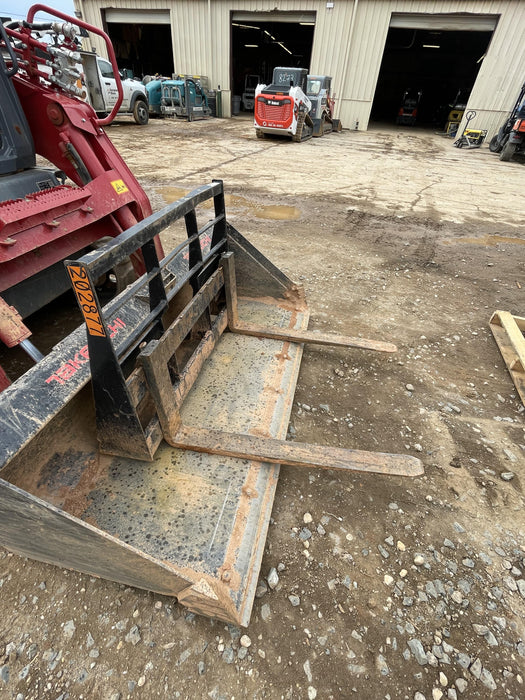 2022 ARROW MATERIAL HANDLING 60" Pallet Forks - Arrow