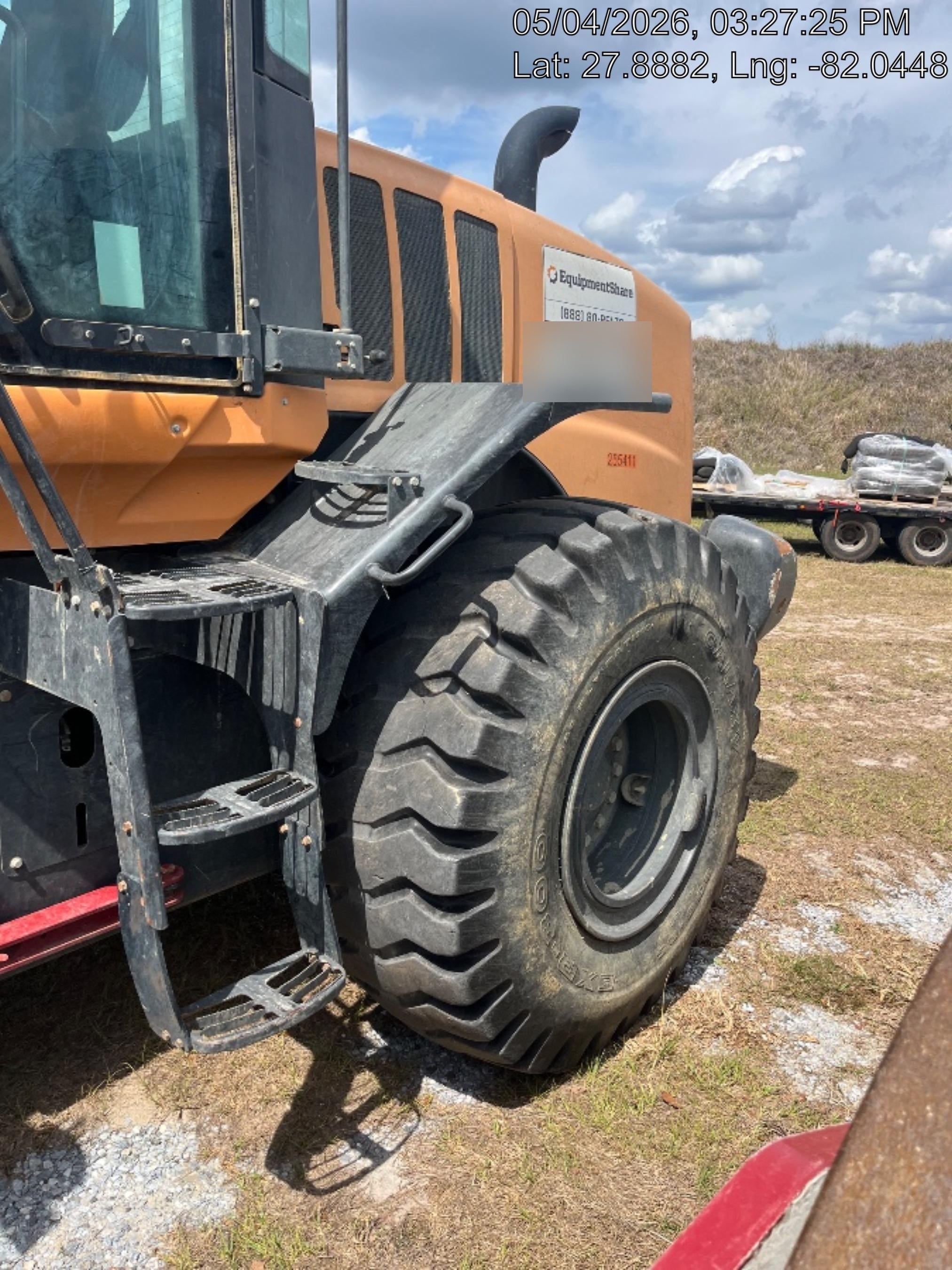 2022 CASE 821G