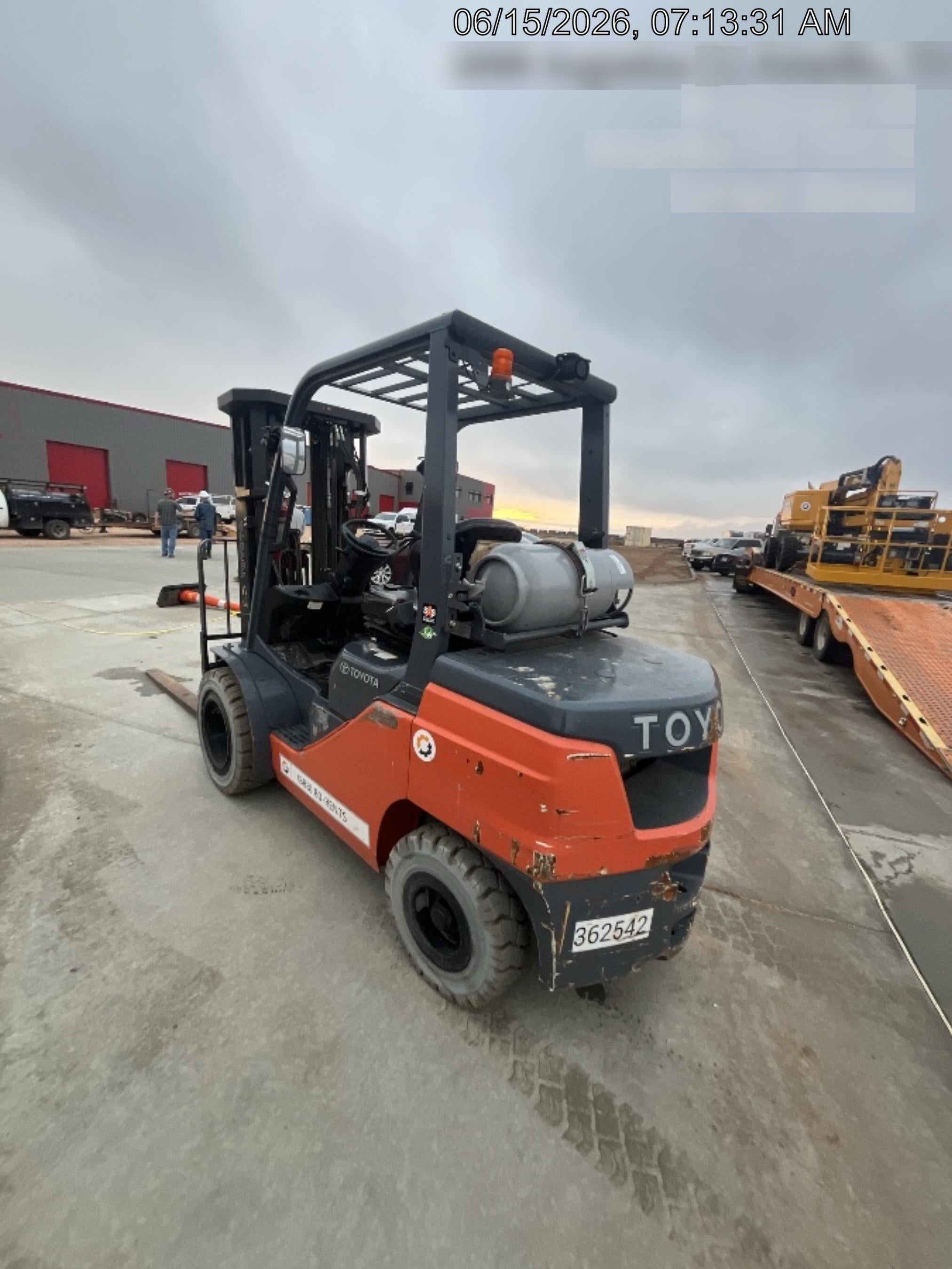 2023 TOYOTA 8FGU30 LP - Quad