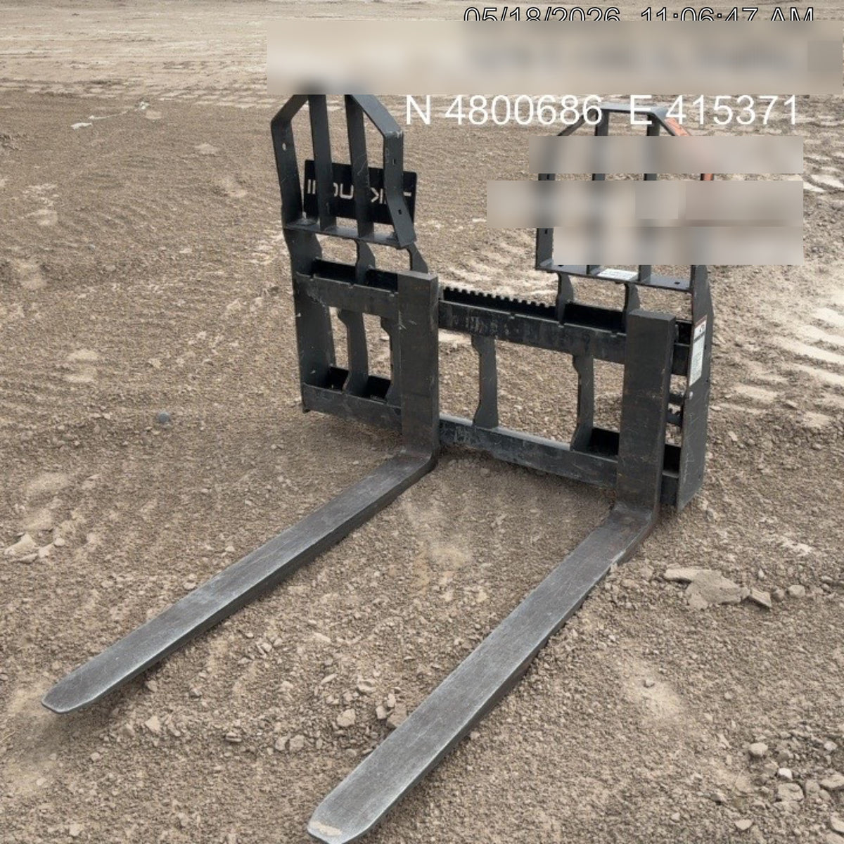 2021 TAKEUCHI 48" Pallet Forks - Takeuchi