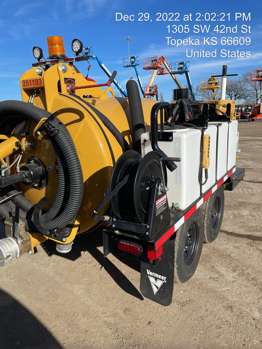 2022 Vac-Tron LP573XDT T4 Koehler Diesel Engine, 500 Gallon Debris Tank, x2 100 Gallon Water Tanks