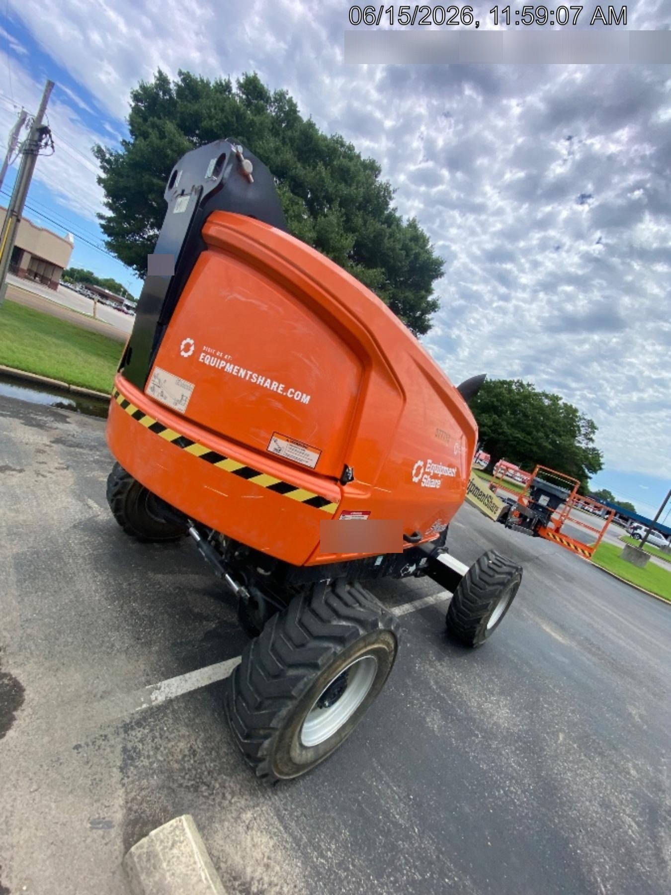 2023 JLG 460SJ
